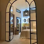 Zari *